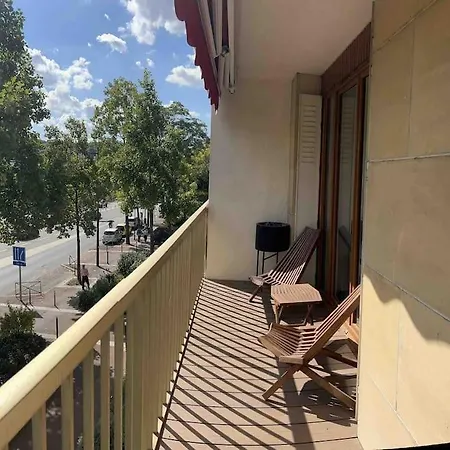 Appt River View Next Eiffel Tour And Roland-garros Apartment *
